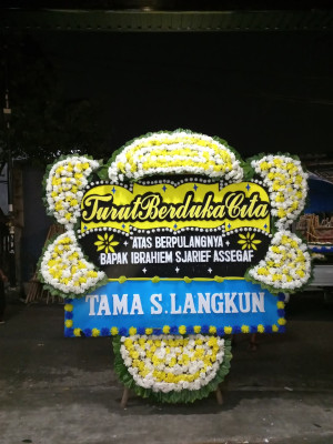Papan Bunga Duka di Wara Utara